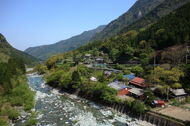 10　小さな集落の後は民家がなくなります.JPG