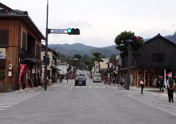 11　参道のお土産屋.JPG