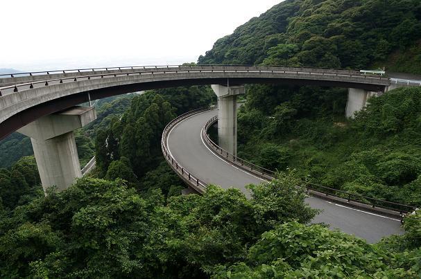 12　山奥のループ橋.JPG