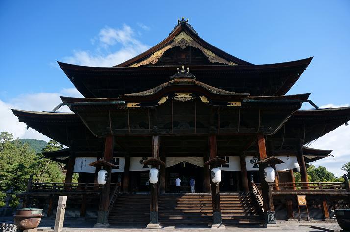 13　善光寺本殿.JPG