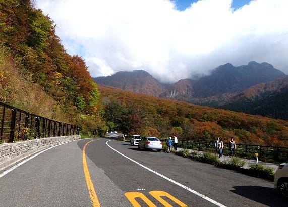 13　東側も紅葉してる.JPG