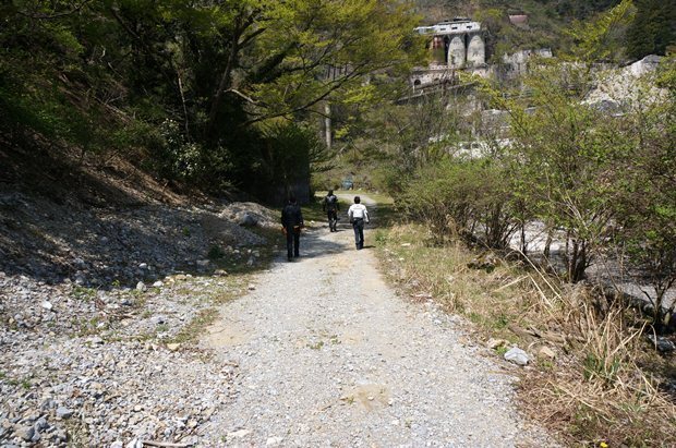16　二個目の廃墟.JPG