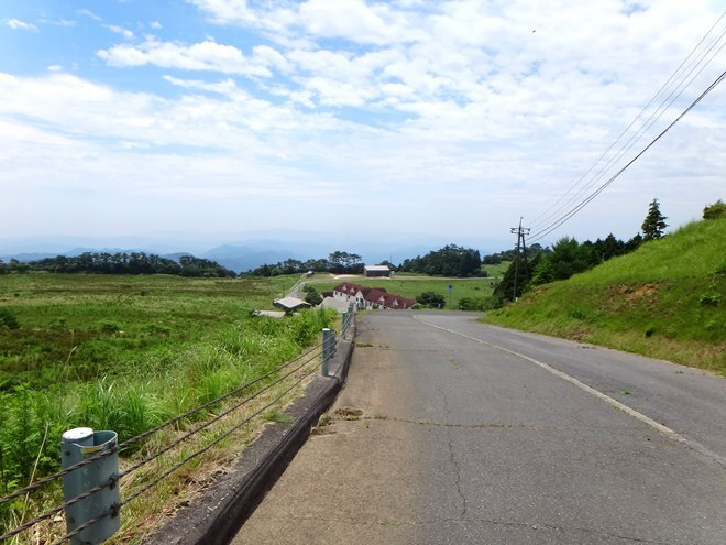 16　山のてっぺんになる牧場.JPG