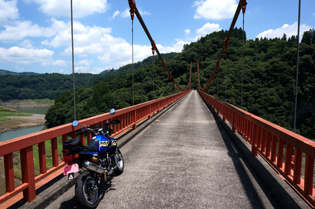 17　誰も通らないつり橋.JPG