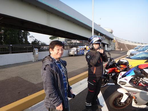 1　めにまるさんはお見送り.JPG