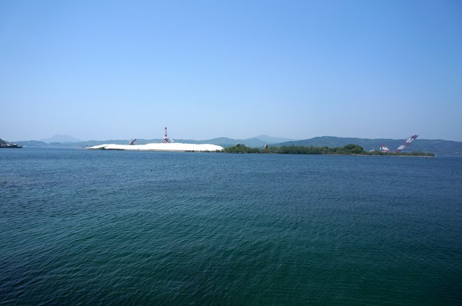 20　白い島.JPG