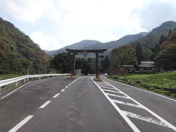 21　鳥居注意.JPG