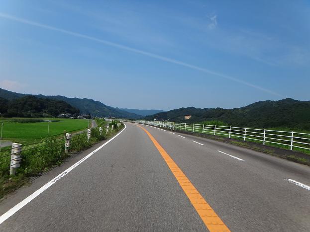 23　高速が一部開通しているので国道はガラガラ.JPG