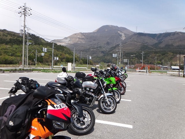 24　もうバイクが並んでた.JPG