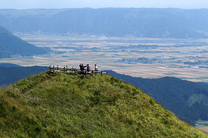 24　大観峰よりこっちですよ.jpg
