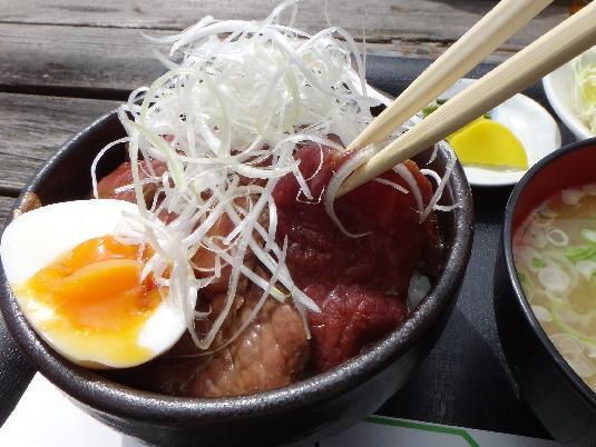 24　食べます.JPG
