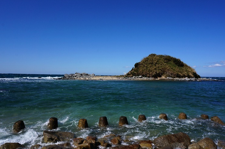 25　ちょっと探検したい島です.JPG