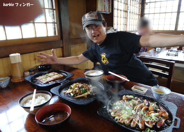 27　イカ鉄板も加わって眺め最高.JPG