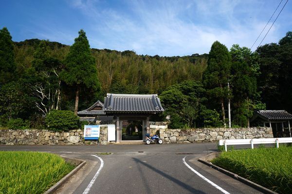 27　宗教が自由な日本を実感.JPG