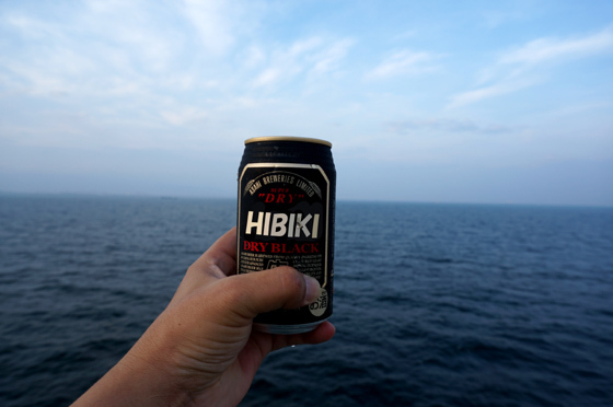 28　ブラックだけにビールも黒.JPG
