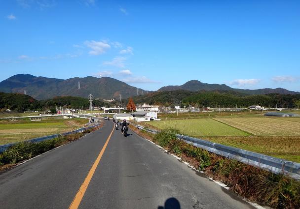 2　ちびっ子バイクでも私が先導.JPG