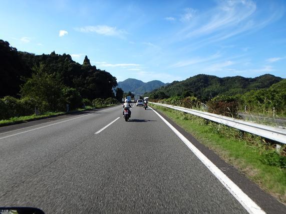 2　今日は先導付きなので楽かも.JPG