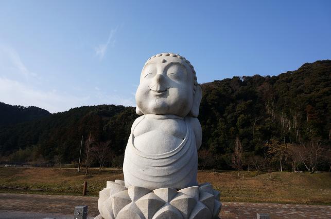 2　道の駅の仏さん.JPG