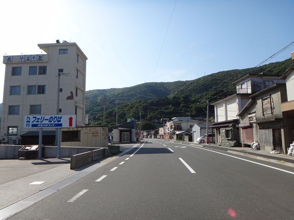 30　ここから国道は海の上.JPG