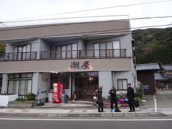 31　ここで騒ぐよ.JPG