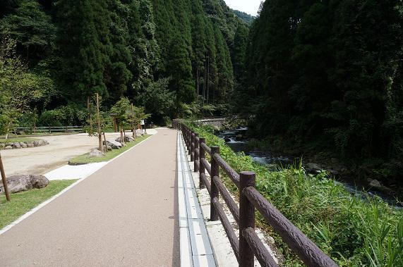 38　遊歩道.JPG