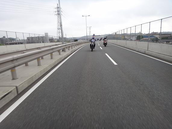 3　わたしのツーリングでは珍しいＲ２００.JPG