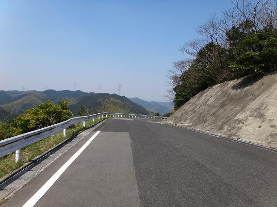 3　スカイライン的な道でした.JPG