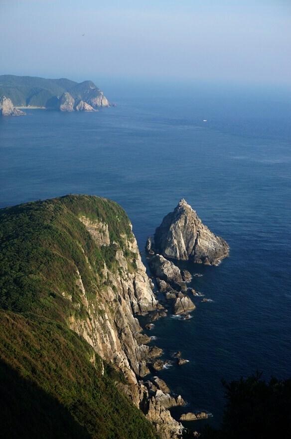 48　荒々しい海岸.JPG
