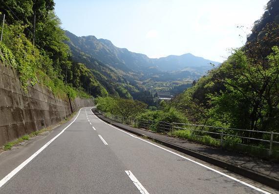 9　どんどん山が深くなっていく.JPG