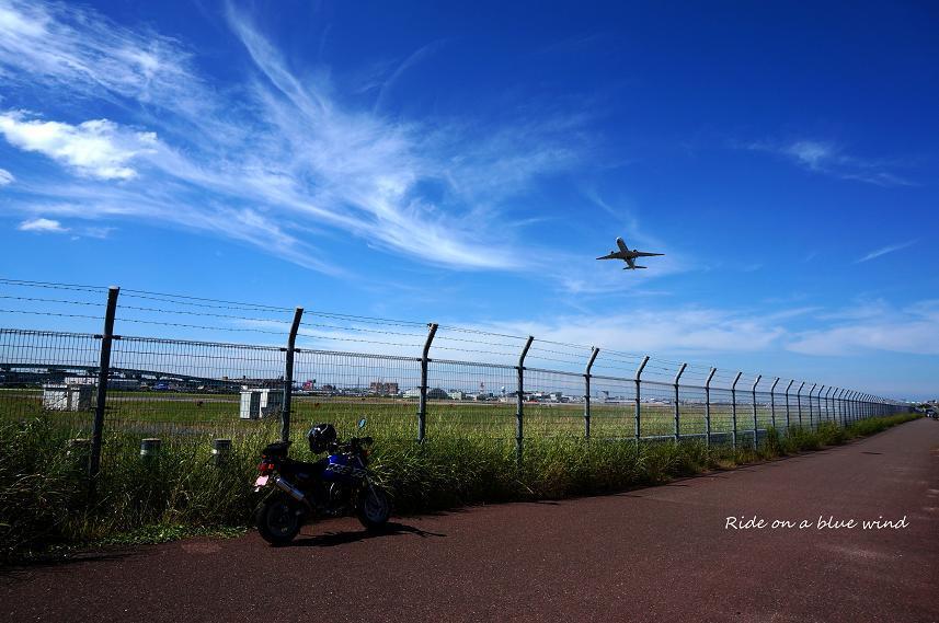 バイクと飛行って似会うよな.JPG